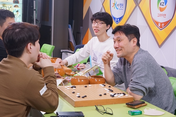 쾌속 질주 정관장, 포스트시즌도 가장 먼저!
