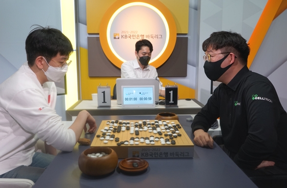 전승으로 가는 신진서 