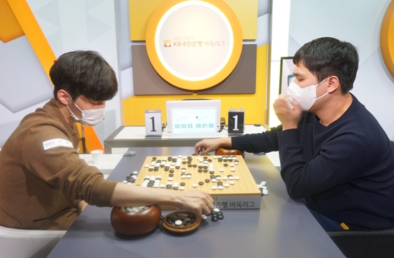 '부활' 김승재,  14연승 김명훈 잡았다 