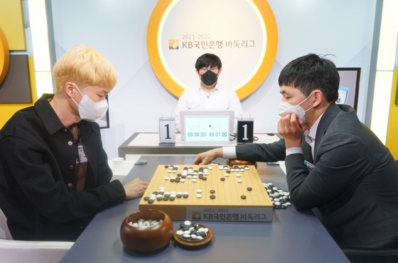 김지석, 이동훈 꺾고 바둑리그 통산 150승 달성  